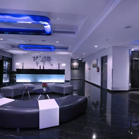 Hotel Neo+ Kebayoran Jakarta Exterior foto