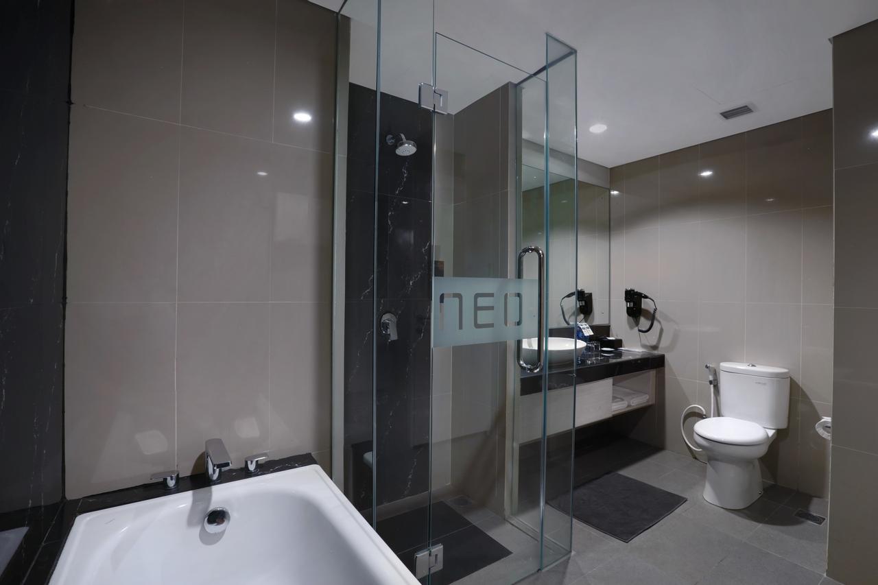 Hotel Neo+ Kebayoran Jakarta Exterior foto