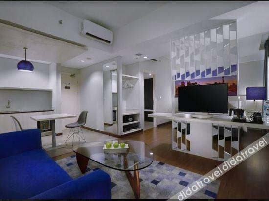 Hotel Neo+ Kebayoran Jakarta Exterior foto