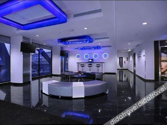 Hotel Neo+ Kebayoran Jakarta Exterior foto
